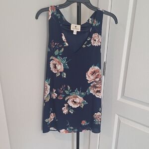 Floral Sleeveless Top Medium